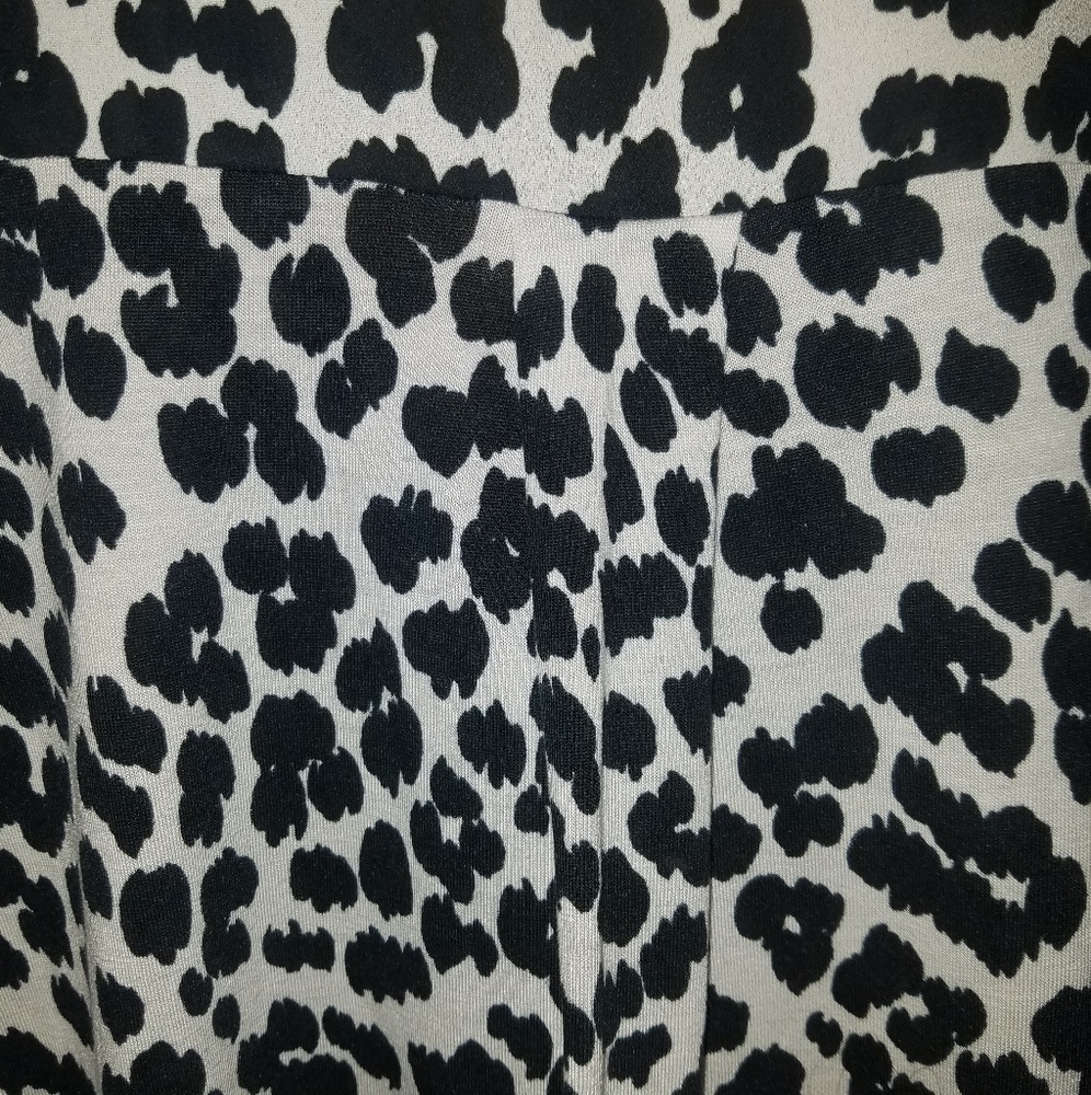 LOFT Leopard Top - Picture 6 of 6